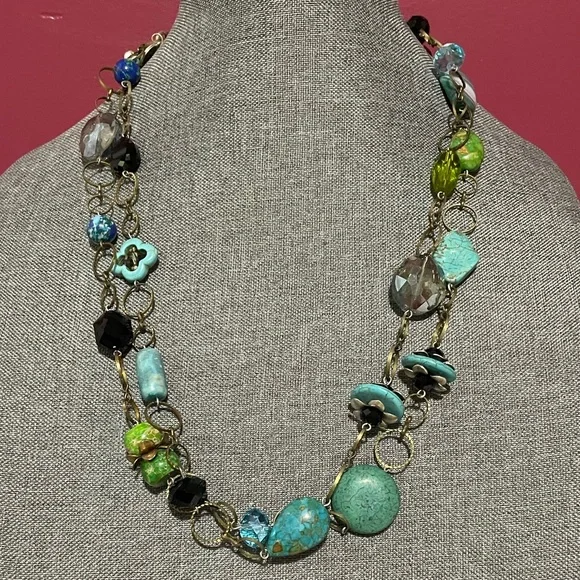 Sweet Romance Long Necklace - Picture 3 of 17